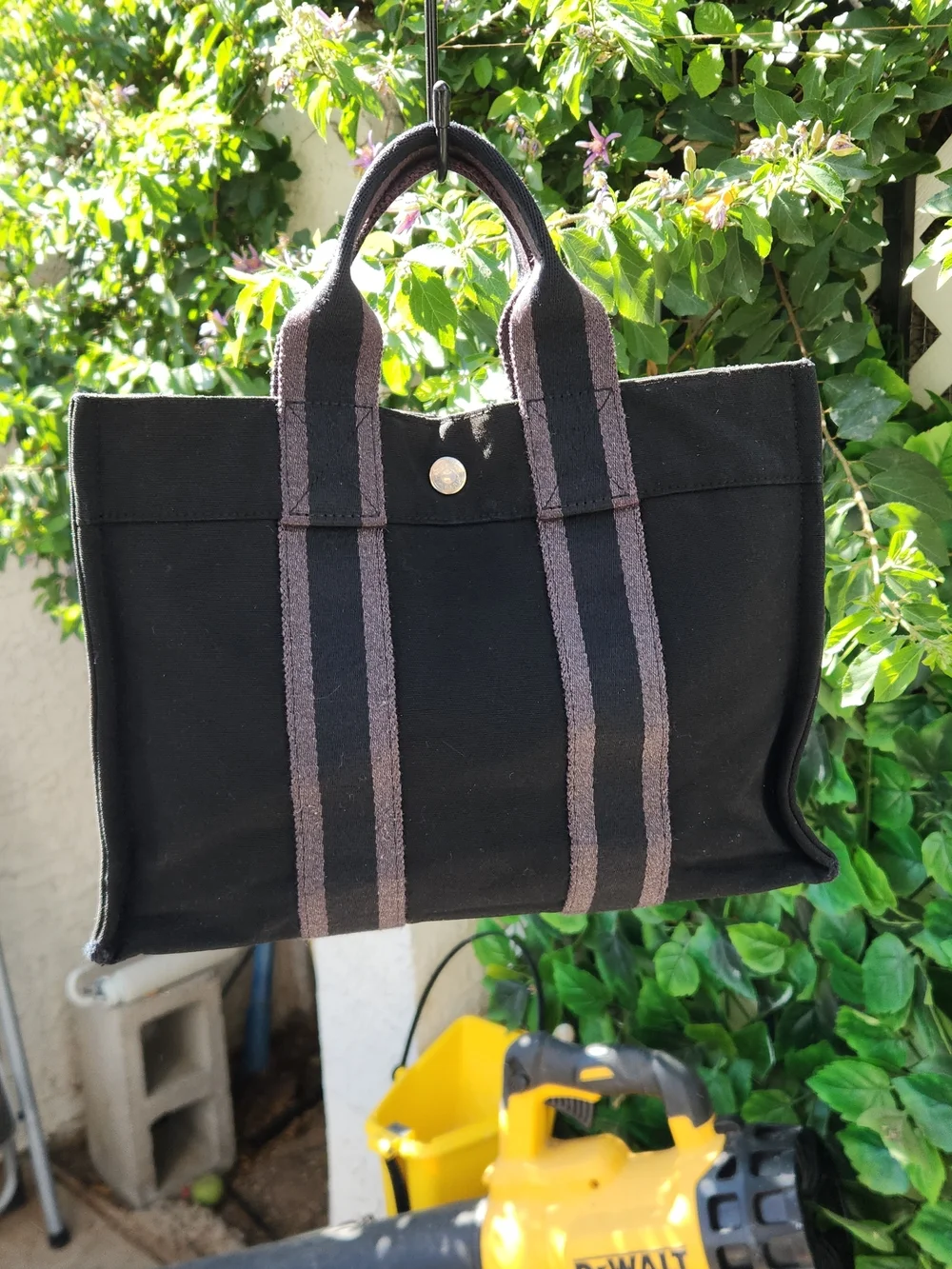 Hermes Black Canvas Bag with silver snap closure - Picture 3 of 16
